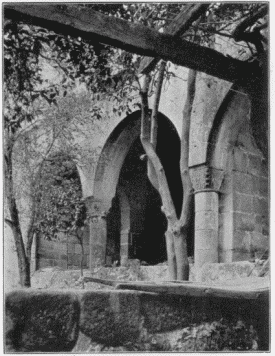 FIG. 17.Cloister.Leça do Balio.